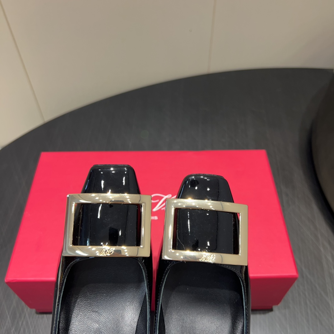 Women's high heels